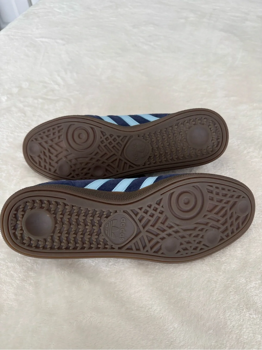 Men’s Size 12 Adidas Spezial Sneakers in Navy Blue - Picture 8 of 8
